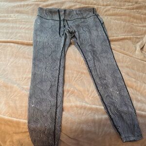 Nike Monochrome Swirl Leggings